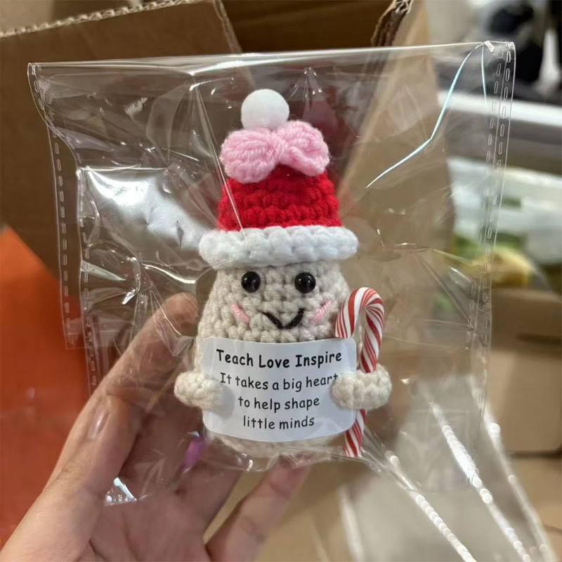 Crocheted Christmas Snowman Doll Gift - Image 13